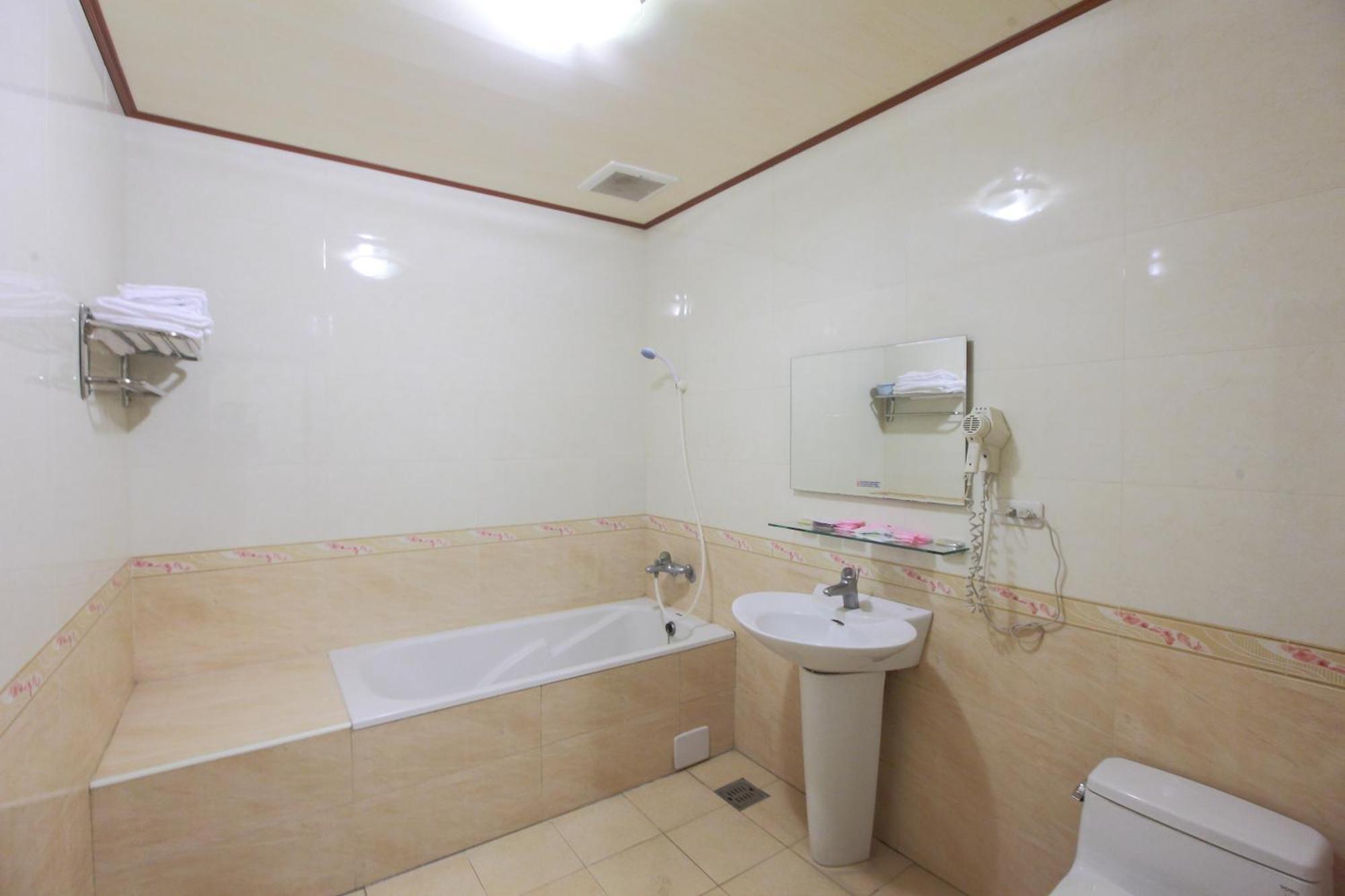 Yong Qi Hotel Hualien Zimmer foto